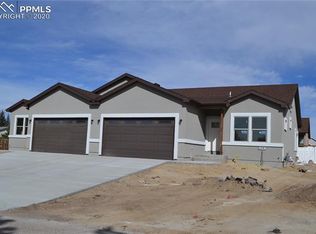 389 Buttonwood Pl, Monument, CO 80132