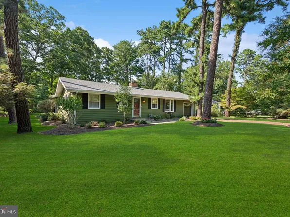 27 Pocahontas Trl, Medford, NJ 08055