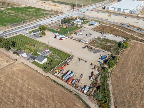 3rd image of 4457 E Franklin Rd