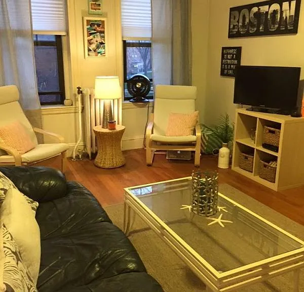 118 Riverway #19 — Photo 4