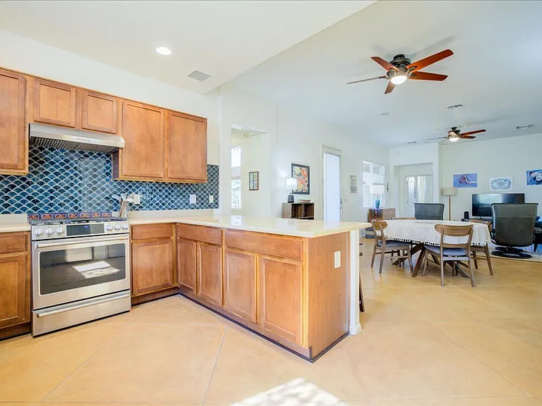 10570 E Maldonado Pl — Photo 8