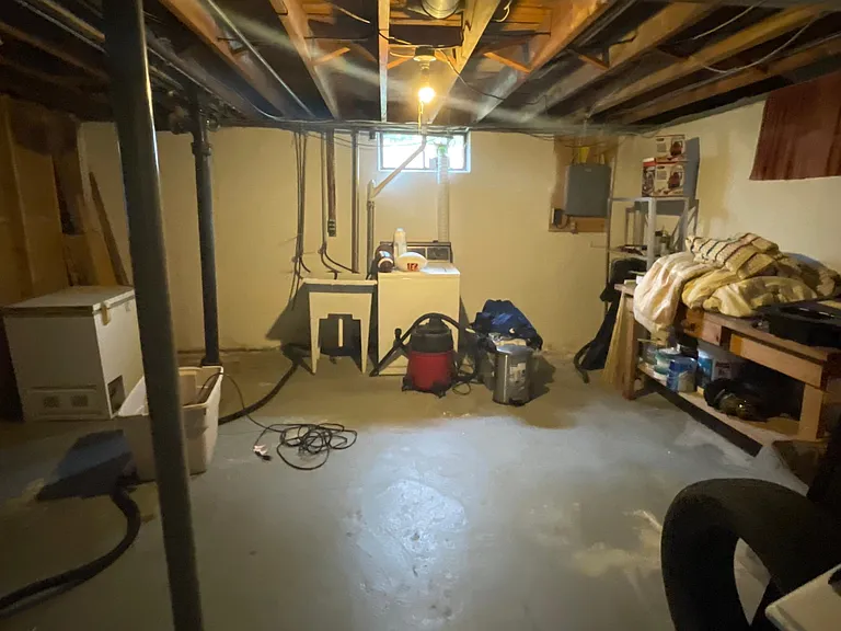 1617 Berwin Ave — Photo 11