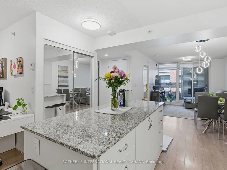 800 Lawrence Ave W #304 — Photo 5
