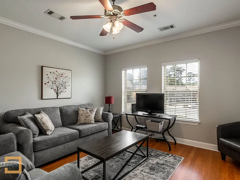 3218 Veterans Memorial Pkwy #3X3 — Photo 21