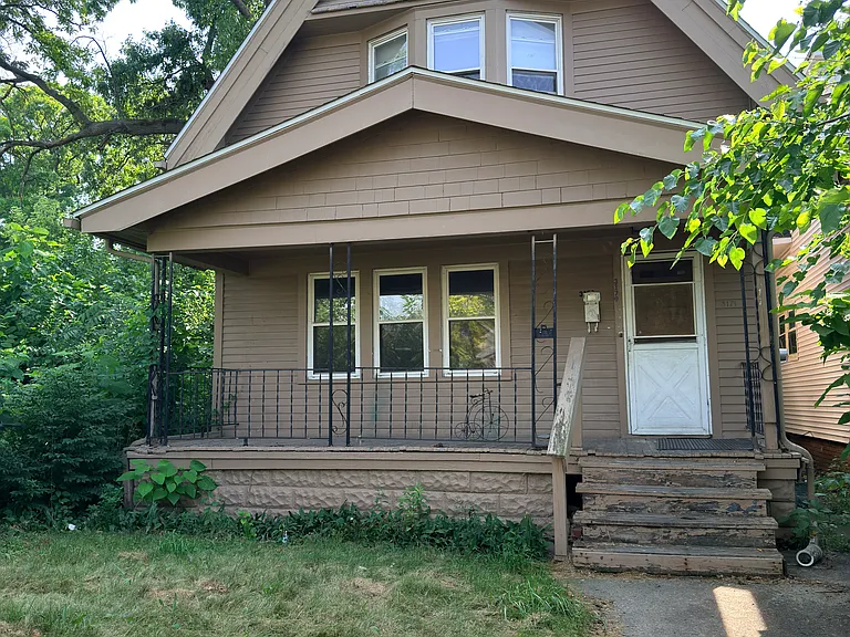 3179 Cherry St — Photo 1