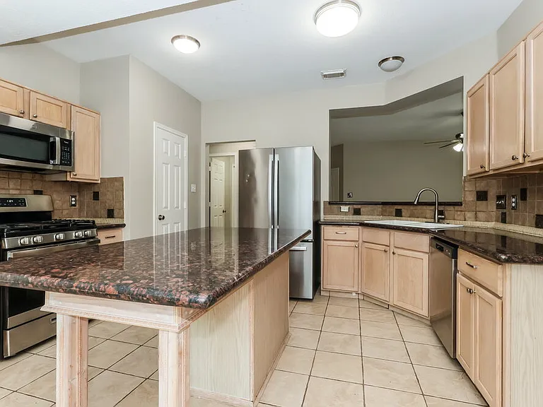 19114 Timber Way Dr — Photo 8