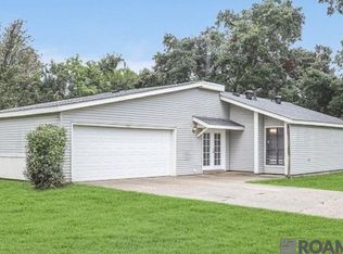 1451 White Cross Dr, Baton Rouge, LA 70810