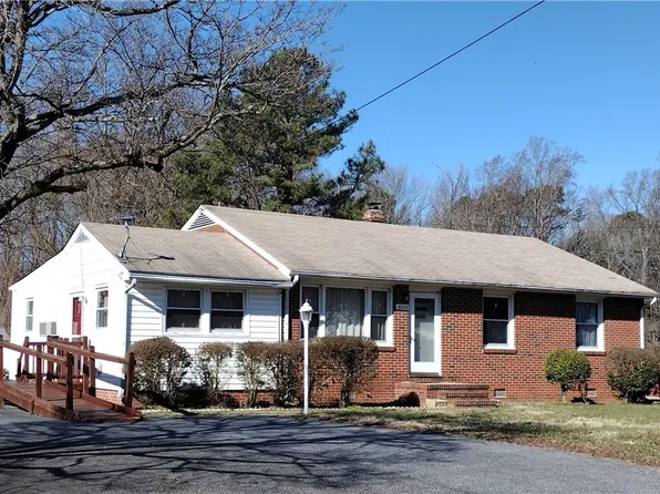 3605 Ferndale Cir, Petersburg, VA 23803