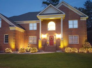 940 Country Club Blvd, Chesapeake, VA 23322