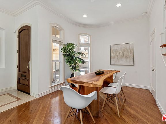 5th image of 2112 Butler Ave