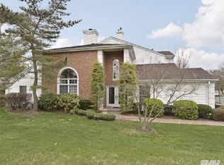 74 The Woods, Commack, NY 11725