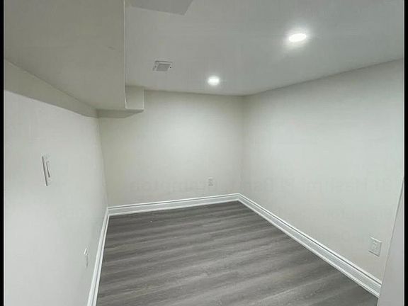5th image of 39 Hashmi Pl
