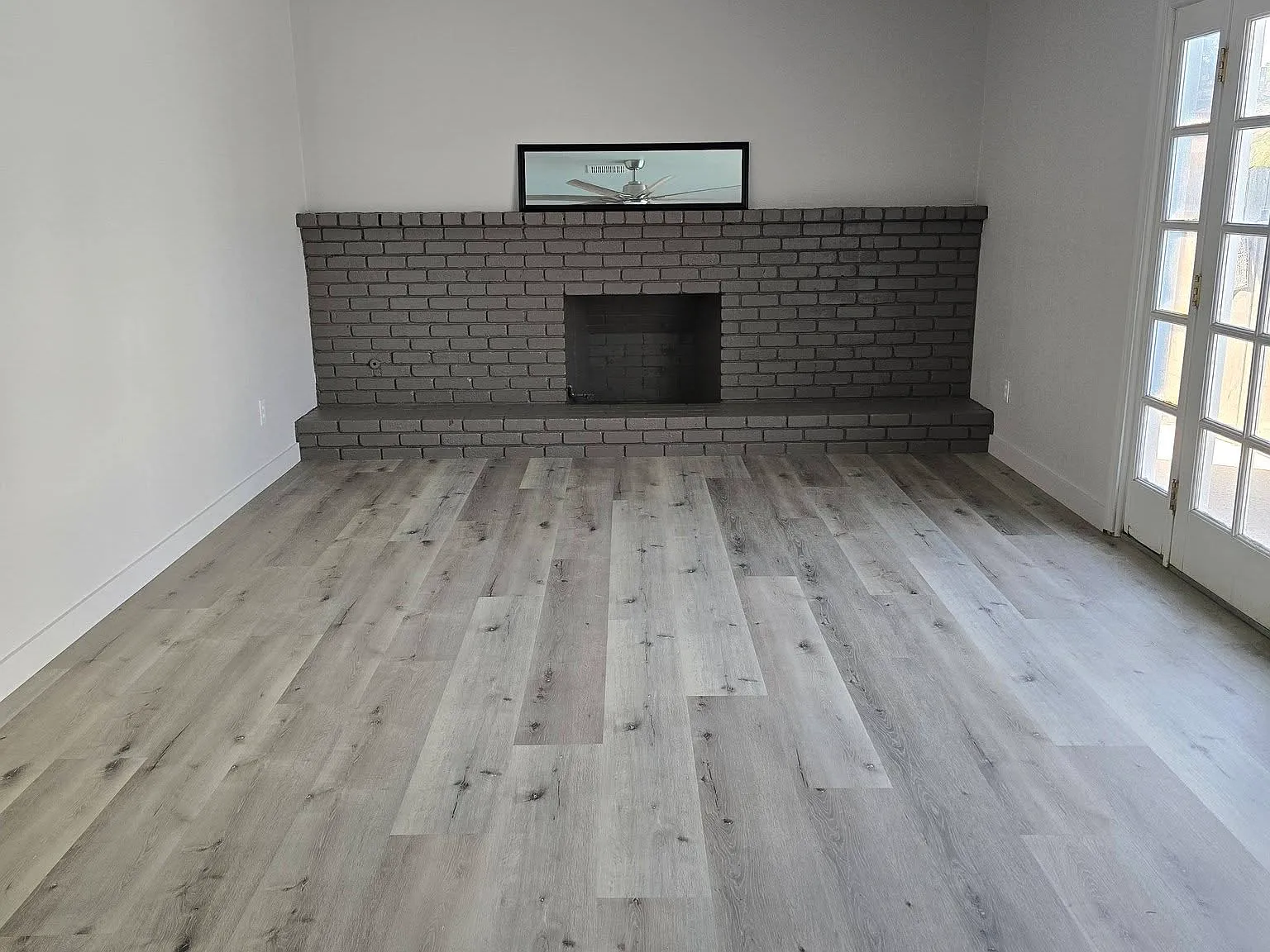 3 bed, 1600 sqft, $2,400 — Photo 3