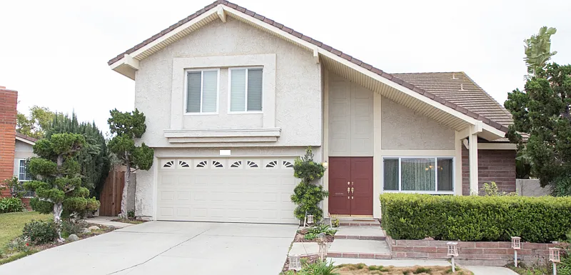 Larch Ave, Irvine — Photo 1