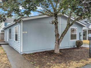 521 NE Mariners Loop, Portland, OR 97211