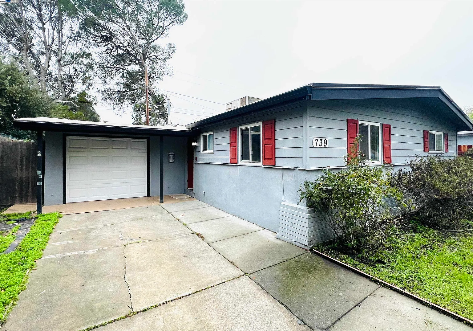 739 M St photo 1
