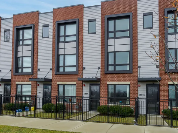 2857 W Congress Pkwy, Chicago, IL 60612