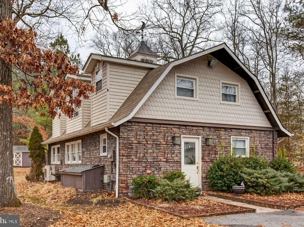 6605 Ellenwood Dr, La Plata, MD 20646