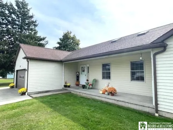 1787 Andrus Rd, Silver Creek, NY 14136