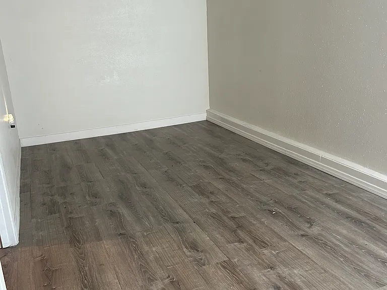 309 Elise Dr — Photo 7