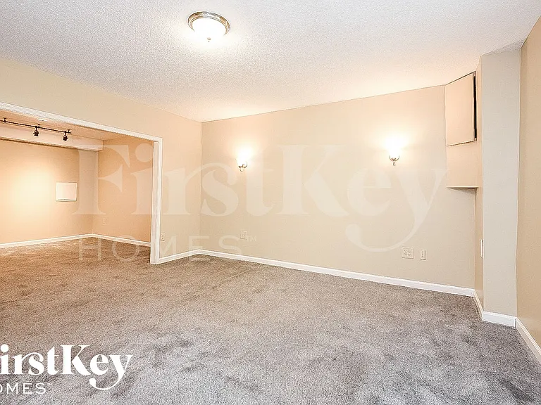 3954 Rock Mill Pkwy — Photo 3