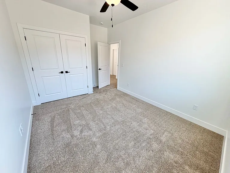 4129 E El Capitan Way St — Photo 29