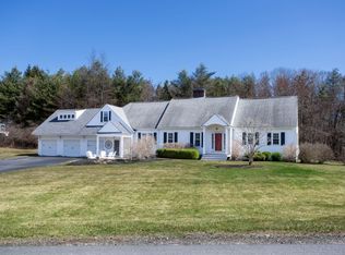 1 Deer Run Rd, North Hampton, NH 03862