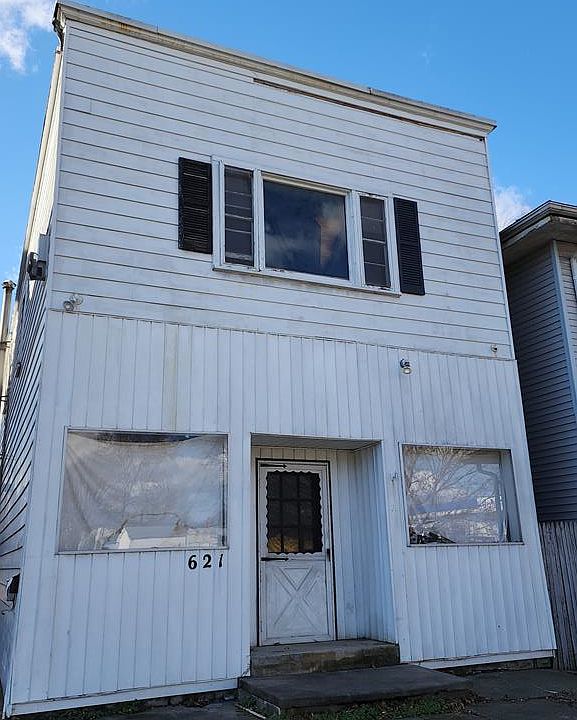 1st image of 621 S Sandusky Ave