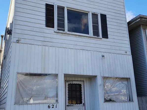 621 S Sandusky Ave, Bucyrus, OH 44820