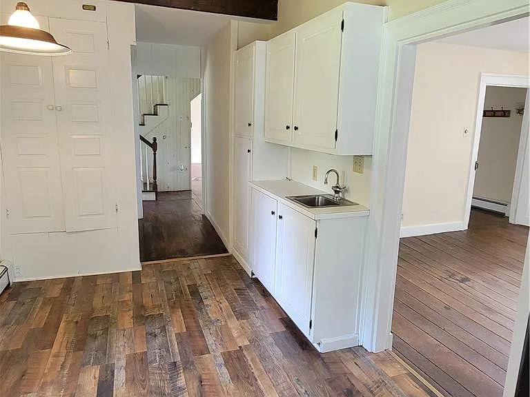 8047 Yeakel Rd — Photo 10