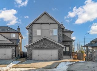 113 NW Aspen Stone Pl SW, Calgary, AB T3H 0H4