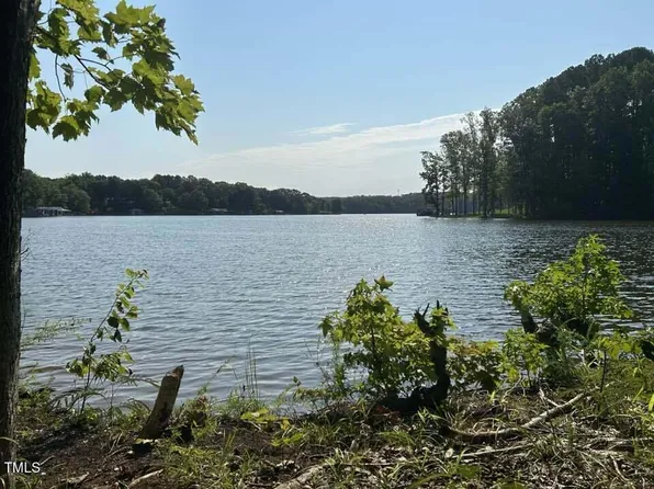 76 Ruddy Duck Ln #4, Leasburg, NC 27291