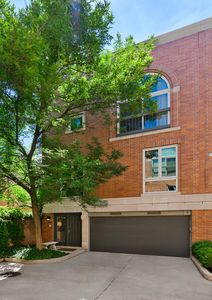 2641 N Greenview Ave, Chicago, IL, 60614