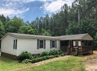 28 Hideaway Trl, Cumberland, VA 23040