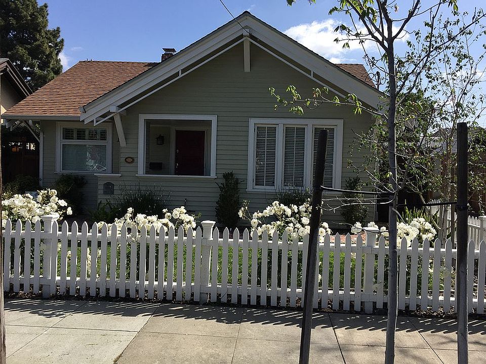 2nd image of 1357 Main St