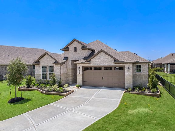 3rd image of 14915 Lake Par Cir