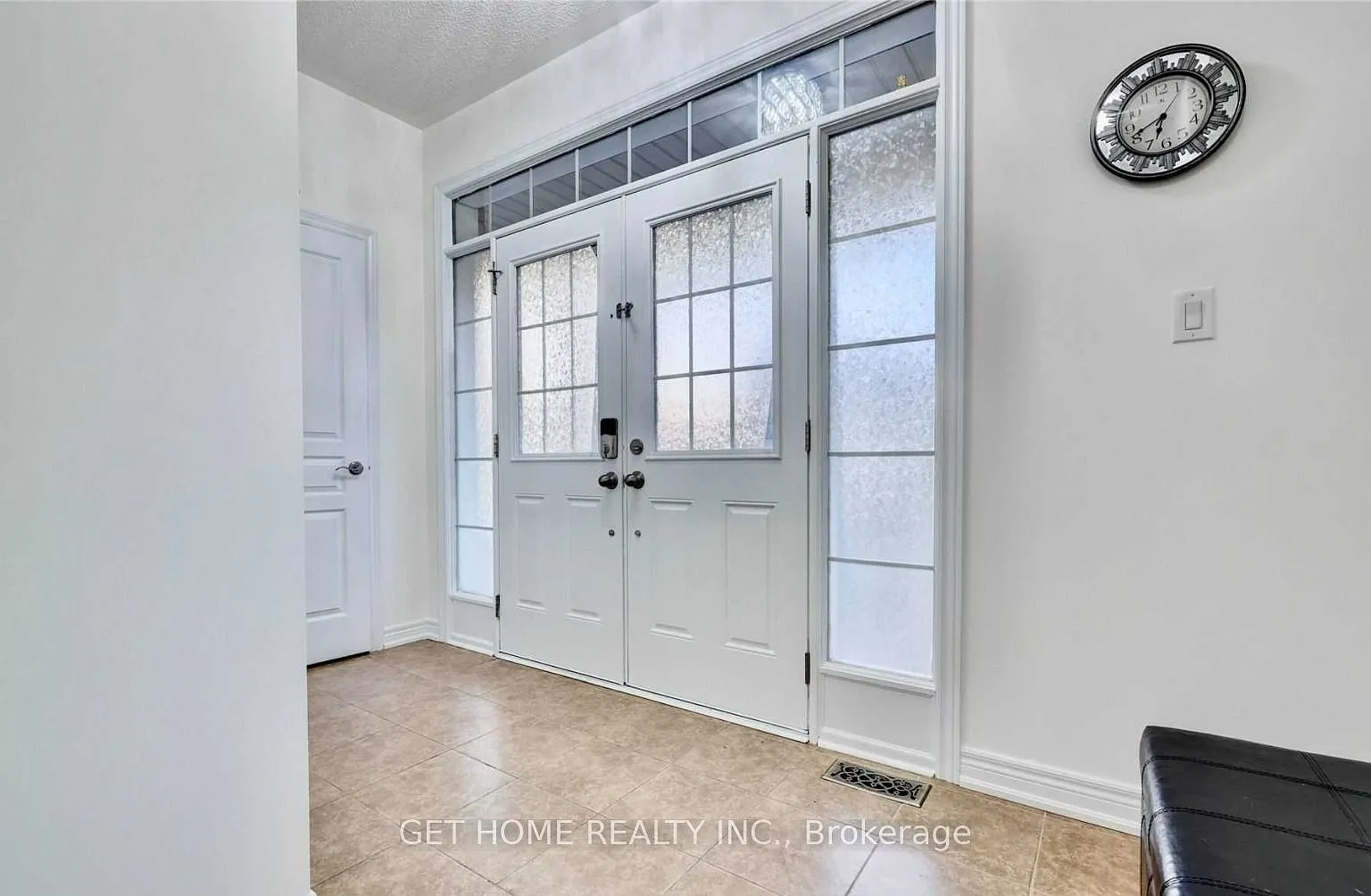 5 bed, $4,500 — Photo 2