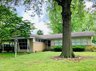 1617 Mimosa Rd, Carthage, MO 64836