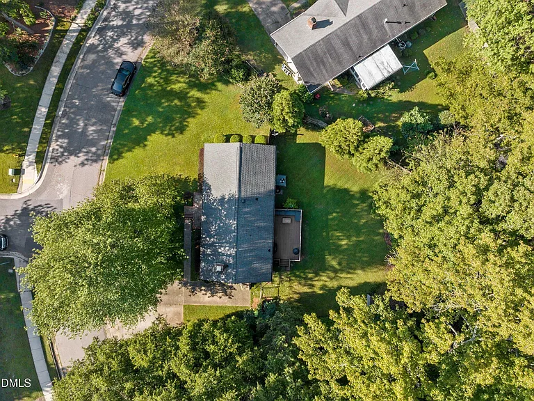 6109 Whittier Dr — Photo 33