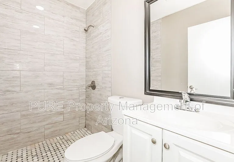 100 W Gary Dr #C — Photo 13