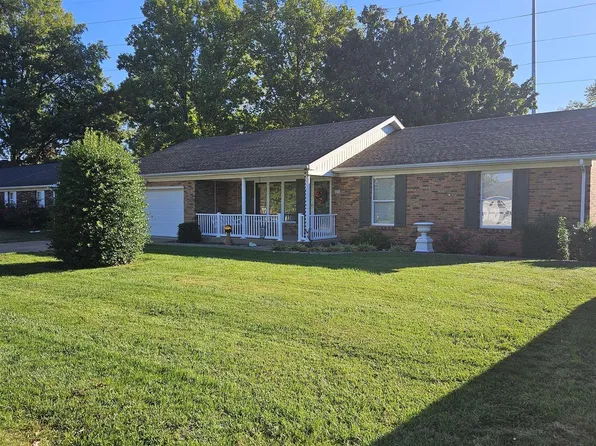 702 Roosevelt Dr, Fort Branch, IN 47648