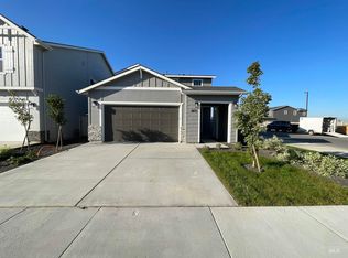 5625 W Aralia Dr, Meridian, ID 83646