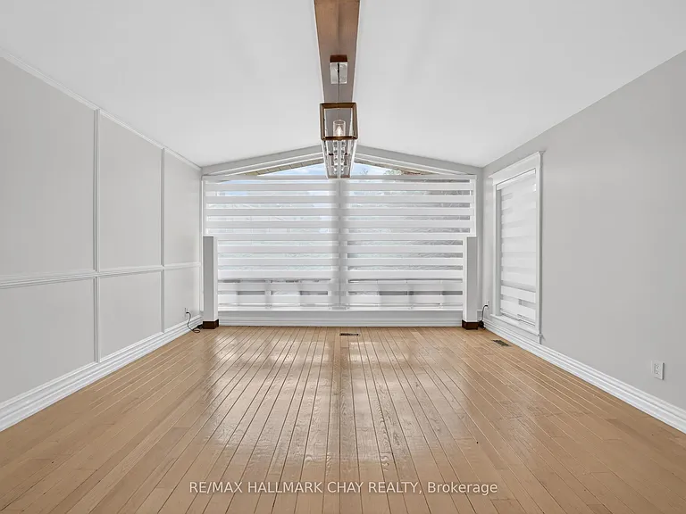 80 Beaumonde Heights Dr #UPPER — Photo 9
