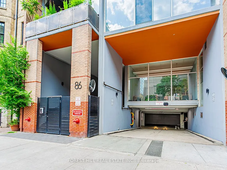 86 Gerrard St E #1E — Photo 4