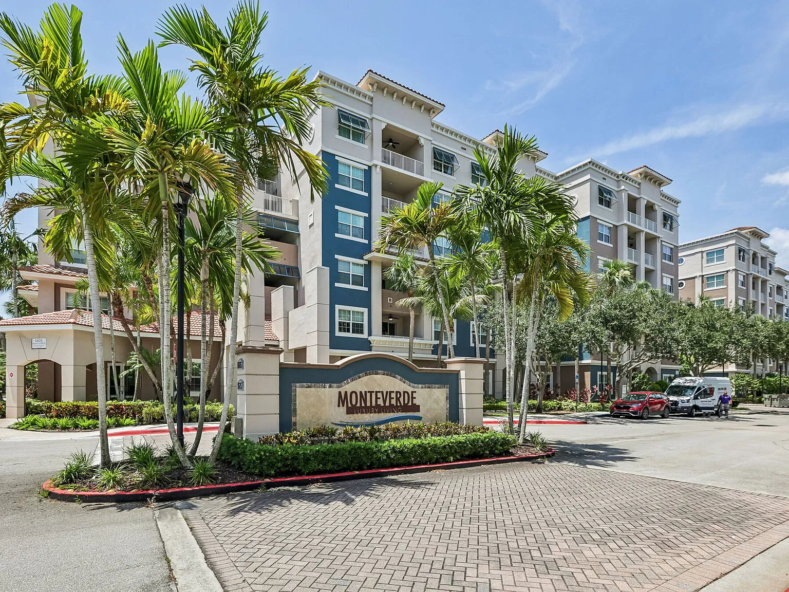 Monteverde at Renaissance Park — Photo 1