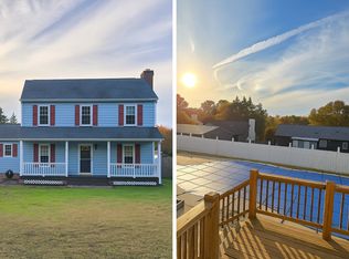 4025 Hilltop Field Dr, Chester, VA 23831