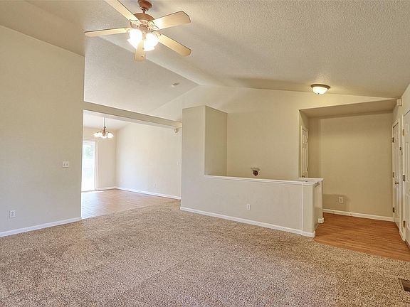 4th image of 2706 Marina St