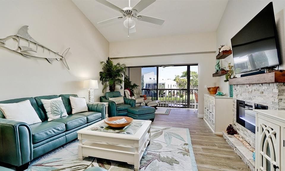 4107 129th St W Cortez, FL Zillow Apartments for Rent in Cortez