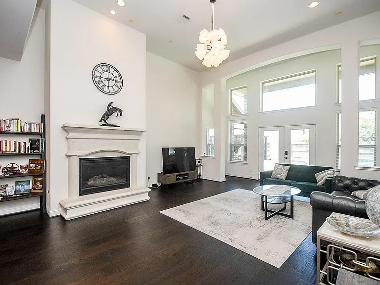 28426 Rolling Ridge Dr — Photo 13