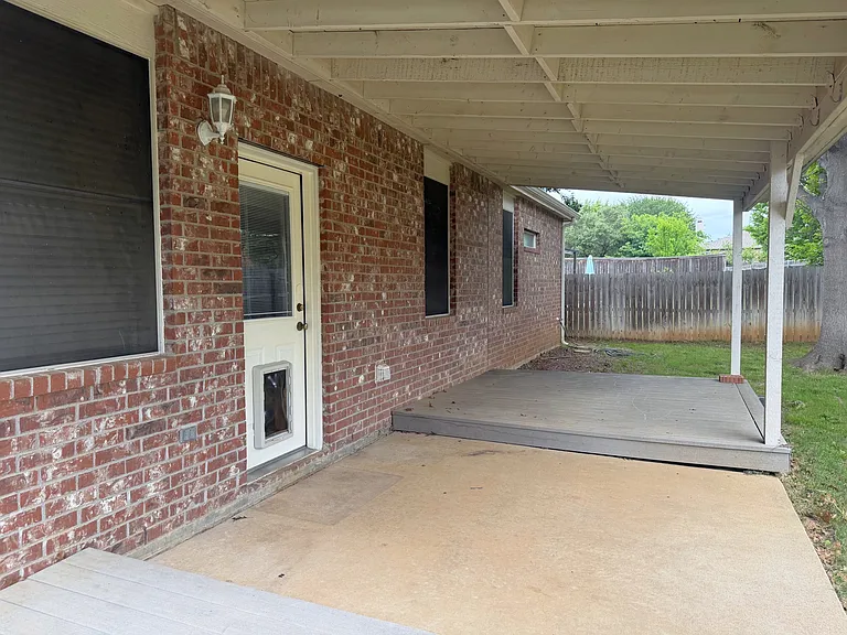 7905 Seven Oaks Ln — Photo 27